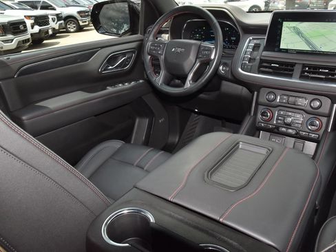 Used 2024 Chevrolet Tahoe RST w/ Luxury Package RWD image 16