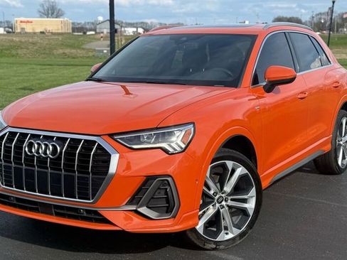 Used 2020 Audi Q3 2.0T Prestige w/ Prestige Package image 1