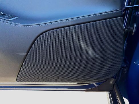 Used 2017 Tesla Model S 75D image 24