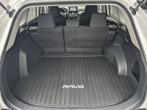 Used 2024 Toyota RAV4 LE FWD image 16