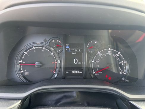 Used 2022 Toyota 4Runner SR5 Premium AWD/4WD image 15