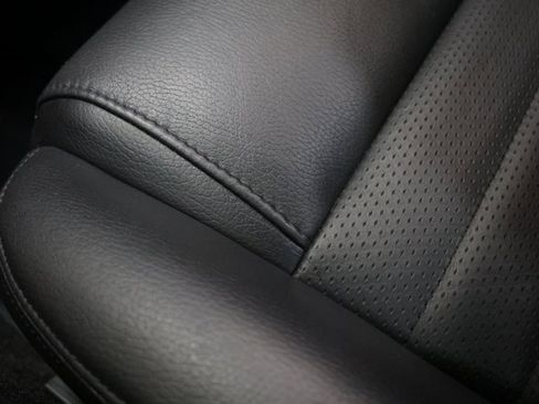 Used 2006 Ford Mustang GT image 55