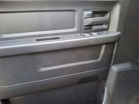 Used 2016 RAM 1500 Express image 18