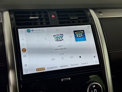 New 2025 Land Rover Discovery Dynamic SE image 15