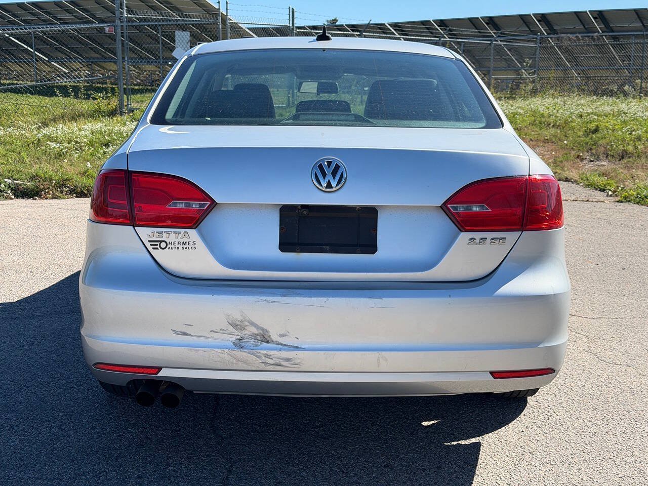 Used 2013 Volkswagen Jetta SE FWD image 4