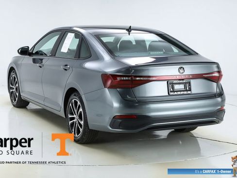 Used 2025 Volkswagen Jetta Sport FWD image 43