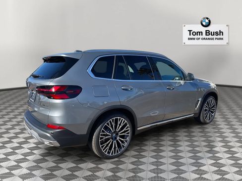 New 2026 BMW X5 xDrive40i image 5