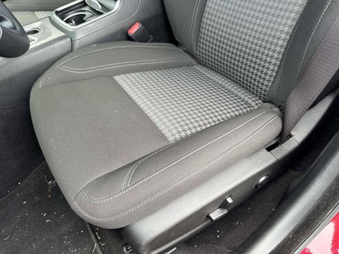 Used 2023 Dodge Charger SXT image 16