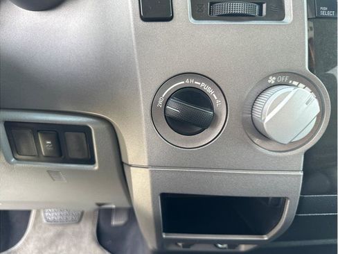 Used 2013 Toyota Tundra 4x4 Double Cab w/ Tow Pkg image 16