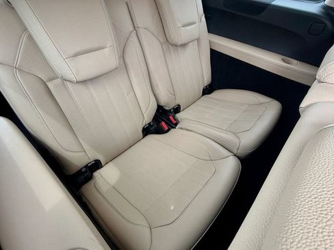 Used 2019 Mercedes-Benz GLS 450 4MATIC image 22