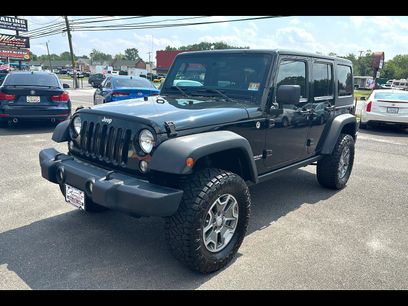 Used 2014 Jeep Wrangler Unlimited Rubicon w/ Connectivity Group