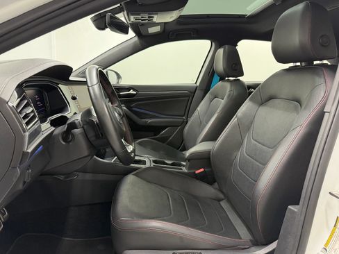 Used 2019 Volkswagen Jetta GLI FWD image 12