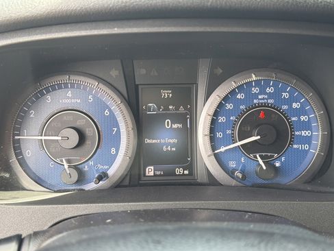 Used 2018 Toyota Sienna LE FWD image 55