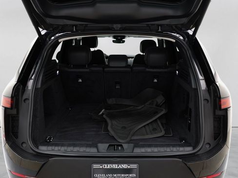 Used 2023 Land Rover Range Rover Sport SE AWD/4WD image 33