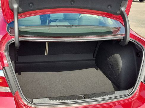 Used 2017 Buick Verano Leather w/ Experience Buick Package FWD image 12