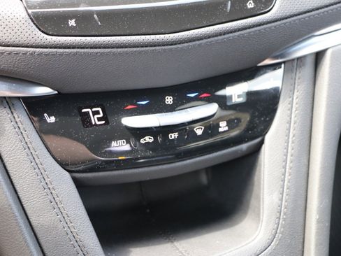 Used 2025 Cadillac XT5 Luxury image 22