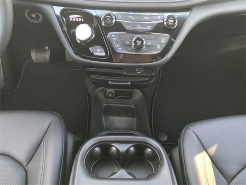 New 2026 Chrysler Pacifica Select w/ S Appearance Package image 23