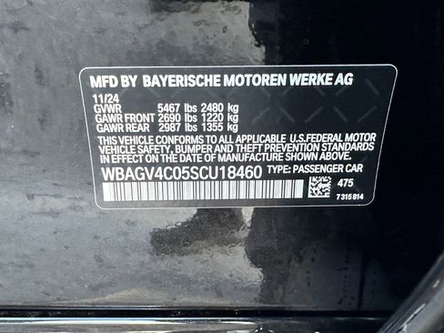 Certified 2025 BMW 840i xDrive w/ Driving Assistance Package image 33