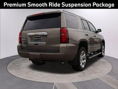 Used 2017 Chevrolet Tahoe LT w/ LT Signature Package image 8