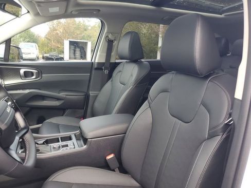 New 2026 Kia Sorento S w/ S Panoramic Sunroof Package FWD image 14