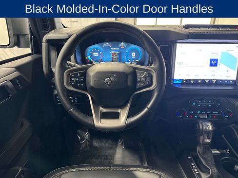 Certified 2025 Ford Bronco Badlands AWD/4WD image 21