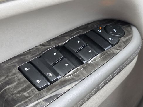 Used 2014 Buick Enclave Convenience FWD image 9