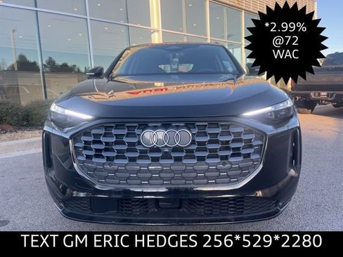 New 2025 Audi Q5 Prestige image 2