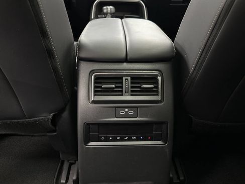 Certified 2024 MAZDA CX-90 3.3 Turbo S w/ Premium Package AWD/4WD image 28