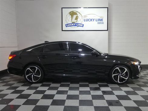 Used 2022 Honda Accord Sport image 6