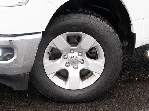 Used 2019 RAM 1500 Big Horn image 22