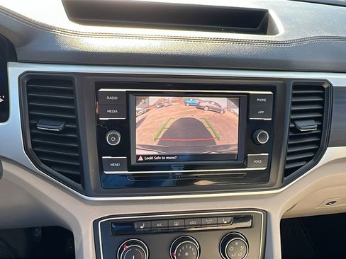 Used 2022 Volkswagen Atlas SE image 31