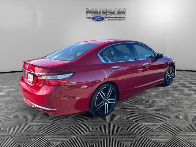 Used 2016 Honda Accord Sport image 5
