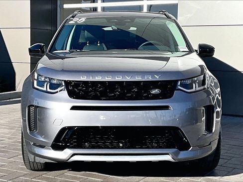 Used 2025 Land Rover Discovery Sport S image 2