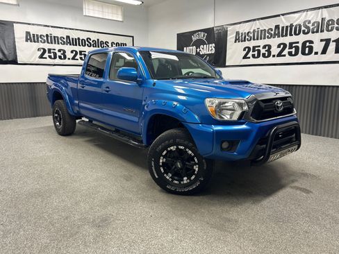 Used 2011 Toyota Tacoma 4x4 Double Cab w/ TRD Sport Pkg w/JBL Audio image 1