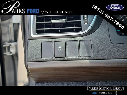 Used 2015 Toyota Camry LE FWD image 25