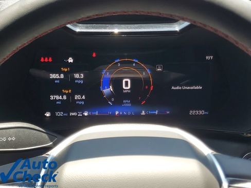 Used 2025 Chevrolet Colorado Z71 w/ Technology Package AWD/4WD image 25