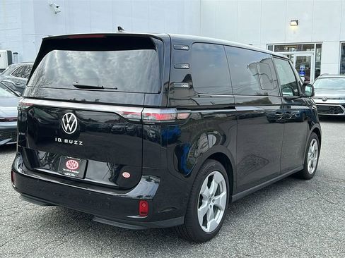 New 2025 Volkswagen ID. Buzz Pro S RWD image 4