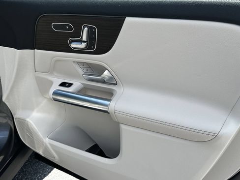 Certified 2026 Mercedes-Benz GLA 250 image 16
