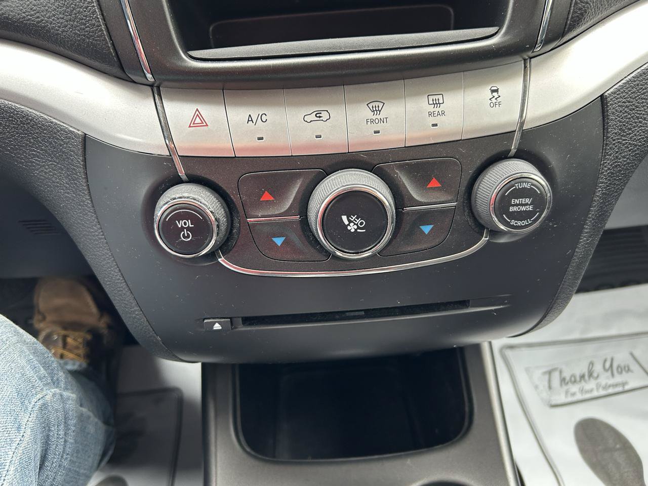 Used 2018 Dodge Journey SE w/ Connectivity Group FWD image 24