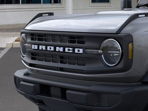 New 2025 Ford Bronco 4-Door image 19