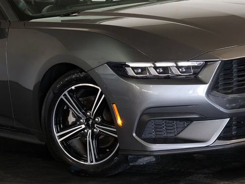 Used 2025 Ford Mustang Premium RWD image 8