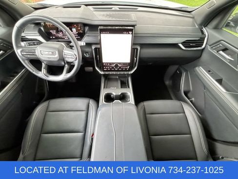Used 2024 GMC Acadia Elevation w/ Luxury Package FWD image 20