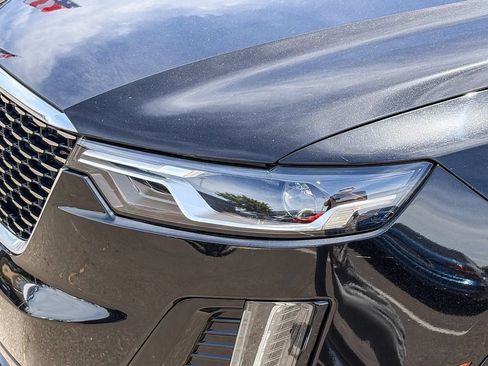 Certified 2023 Cadillac XT6 Luxury FWD image 2