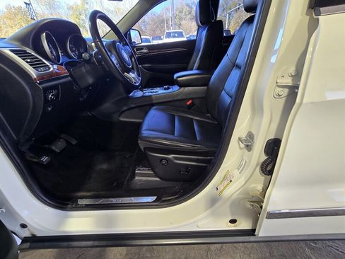 Used 2012 Jeep Grand Cherokee Limited image 11