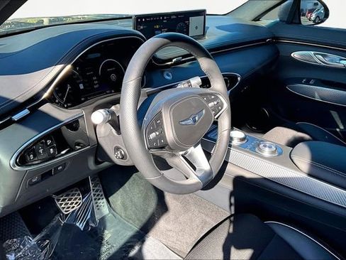 Used 2025 Genesis GV70 2.5T w/ Sport Prestige Package image 12