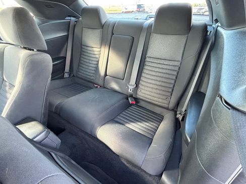 Used 2012 Dodge Challenger SXT image 16