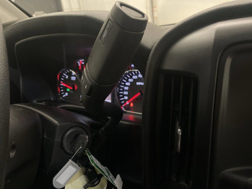 Used 2016 Chevrolet Silverado 2500 W/T w/ WT Convenience Package AWD/4WD image 7