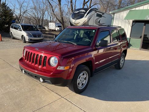 Used 2017 Jeep Patriot Sport w/ Power Value Group image 5