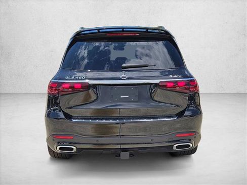 New 2026 Mercedes-Benz GLS 450 4MATIC image 8