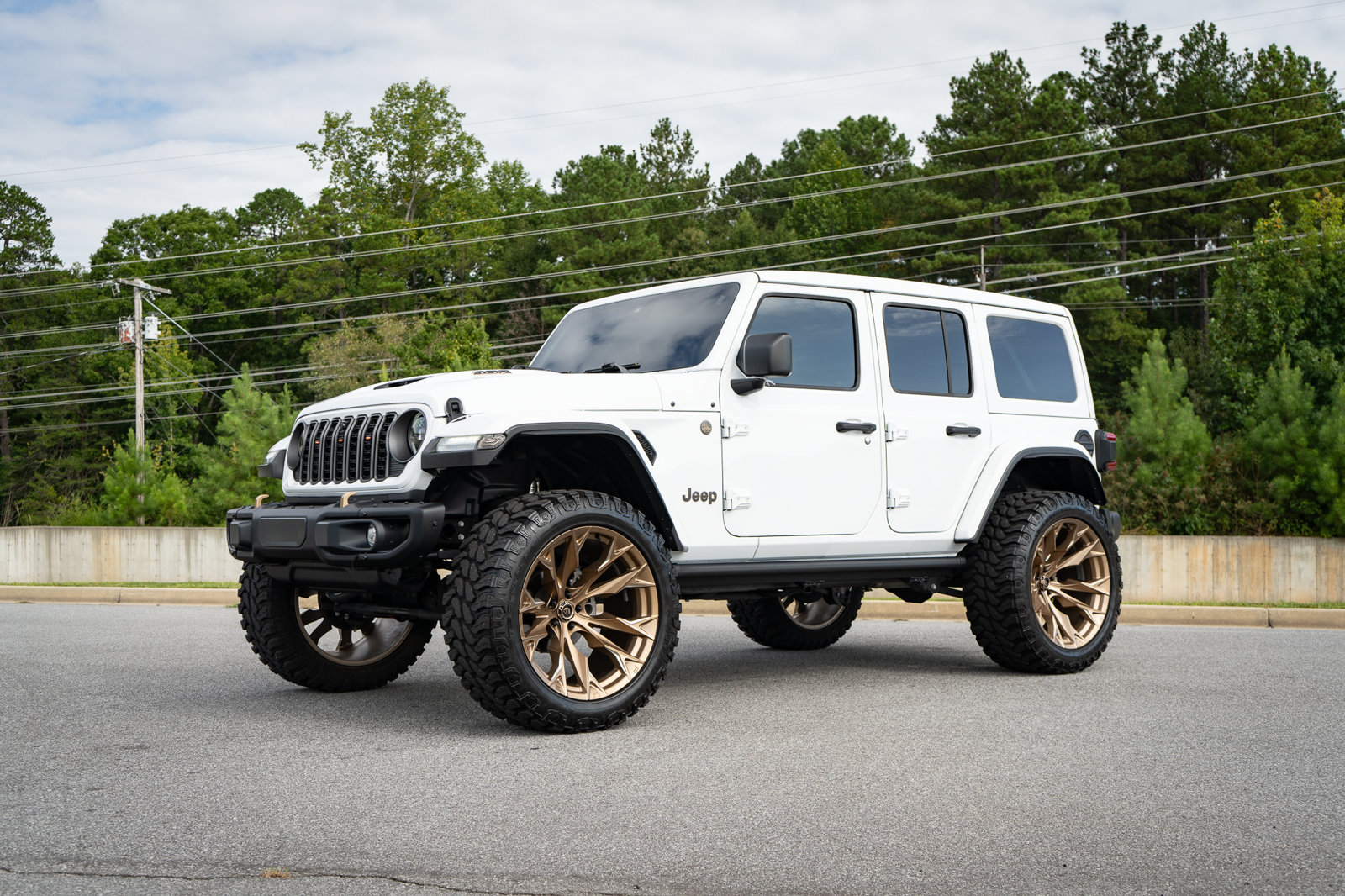 Used 2024 Jeep Wrangler Unlimited Rubicon 392 AWD/4WD image 10